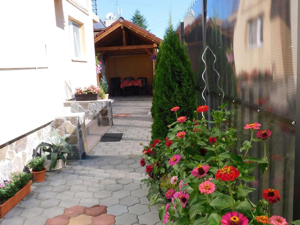 Ferienwohnung Garsoniera Strada Bucegi Hermannstadt Exterior foto